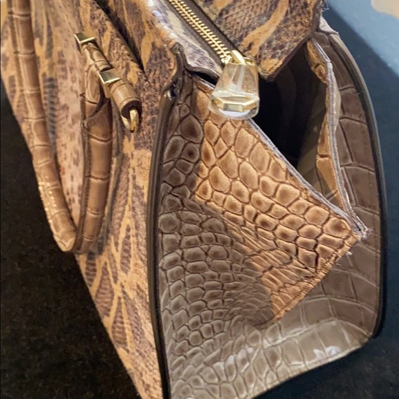 Brahmin Bag - Picture 5 of 8
